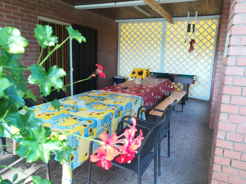 Tiszavirag Nyaralohaz Villa Szeged Bagian luar foto