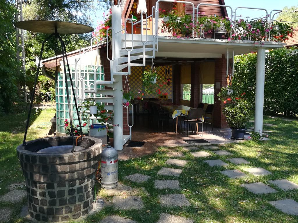 Tiszavirag Nyaralohaz Villa Szeged Bagian luar foto